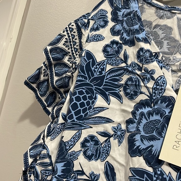 Rachel Zoe VNeck Ruffle Sleeve Blue Pineapple Floral Women's Top NWT 2X - Picture 4 of 10